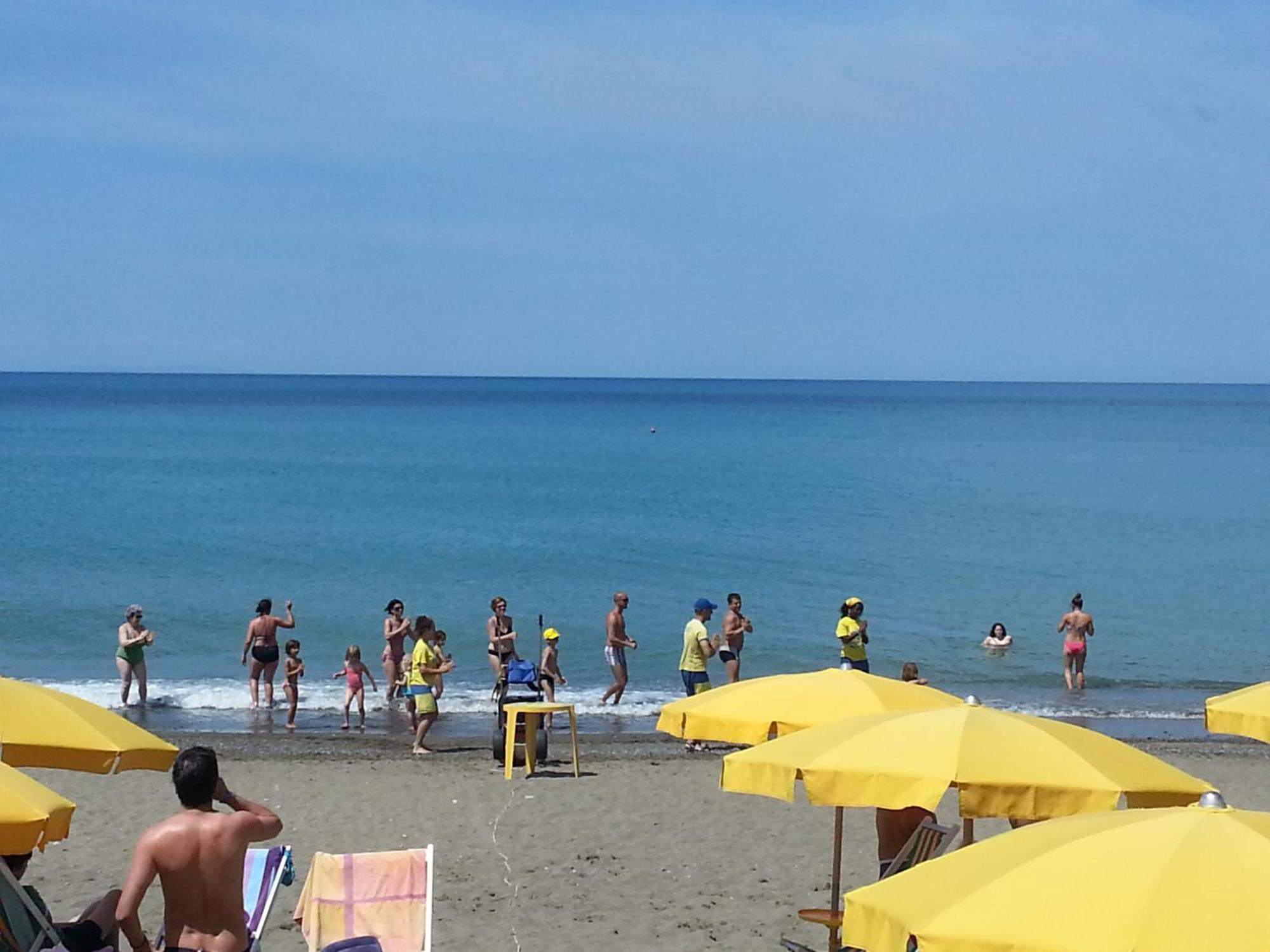 Camping Casa Di Caccia Marina Di Bibbona Eksteriør billede